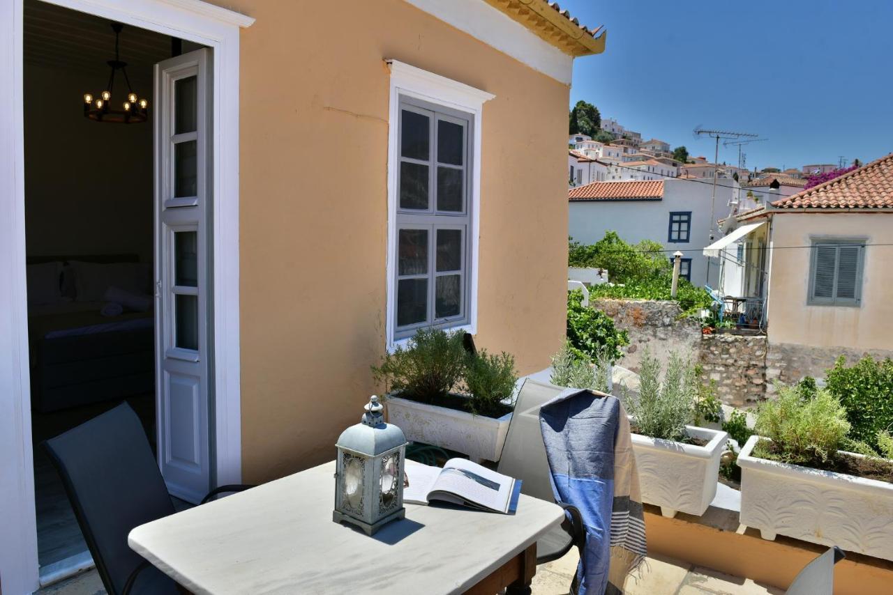 Hydra Art Suites Eksteriør bilde