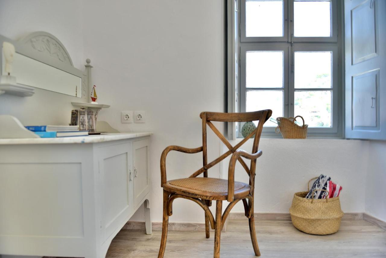Hydra Art Suites Eksteriør bilde
